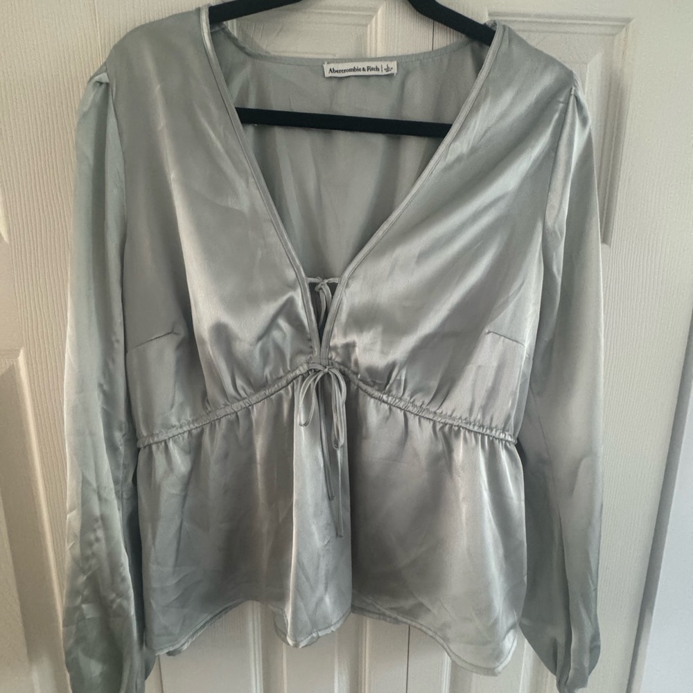 Abercrombie and Fitch baby doll silk top